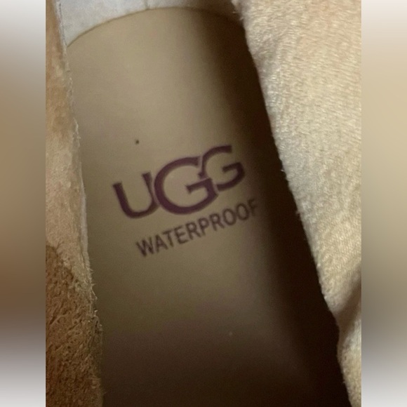 UGG Women's Knee High Tan Boots - Picture 9 of 11